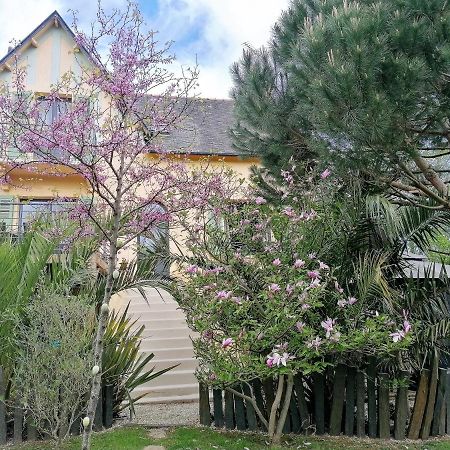 Guest House Dans Jardin Exotique Proche D'Une Voie Verte มอร์เล ภายนอก รูปภาพ
