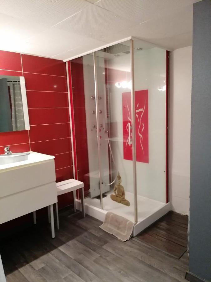 Guest House Dans Jardin Exotique Proche D'Une Voie Verte มอร์เล ภายนอก รูปภาพ